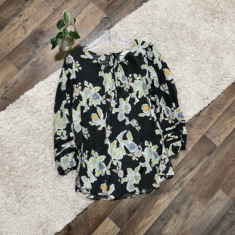 LC Lauren Conrad XXL Black Floral Ruffle Embroidered Keyhole Peasant Blouse Top